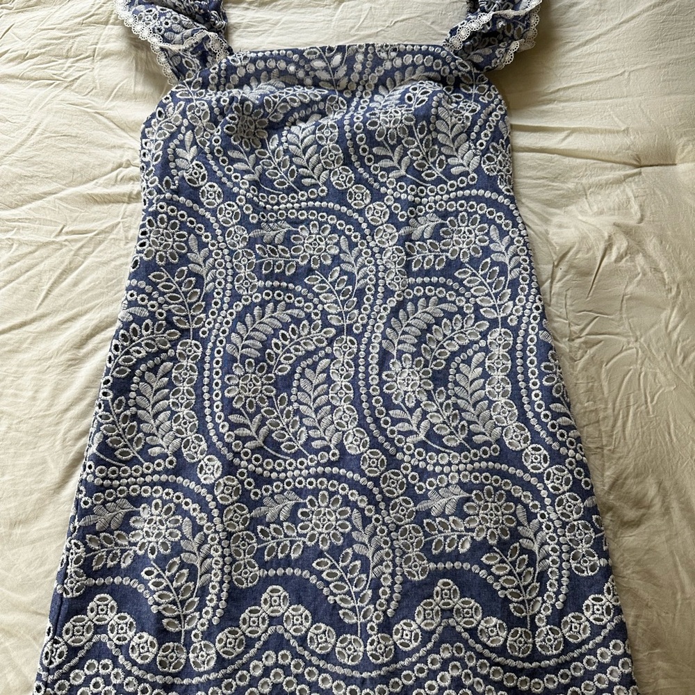 Alice + Olivia Navy and White Patterned Mini Dress